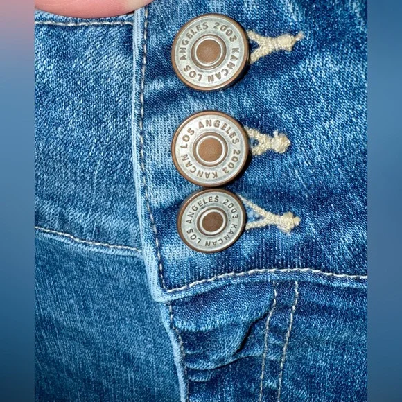 KanCan Flare Jeans With Frayed Hem, Size 15/31 - Picture 4 of 5